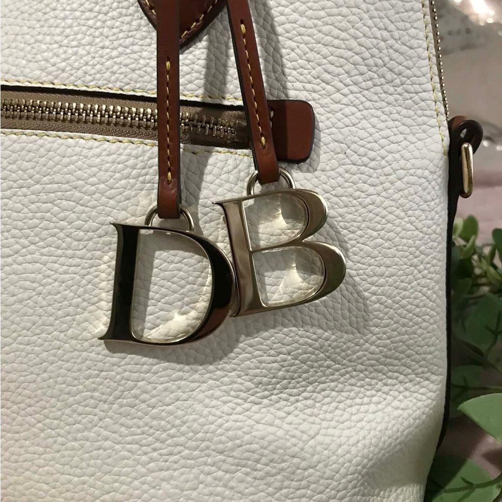 Dooney & Bourke Large Domed Satchel - Picture 2 of 9